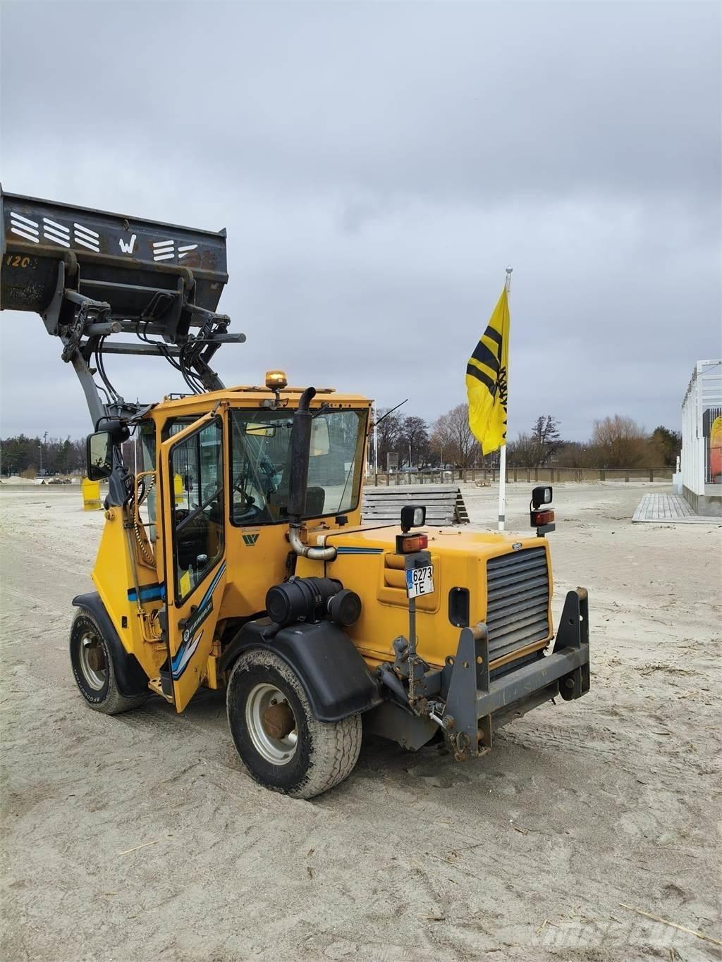 Wille 445B Комунални съоражения