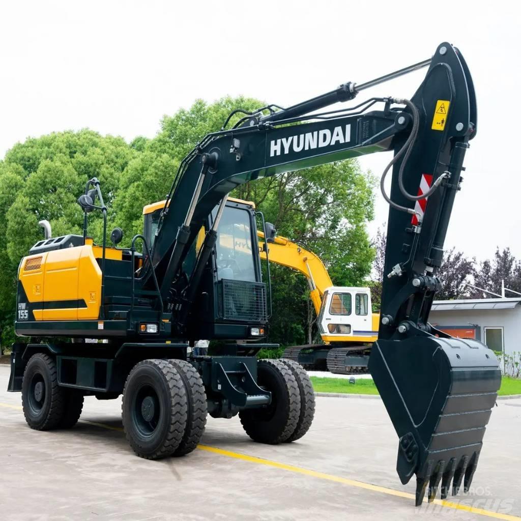 Hyundai HW155 Колесни екскаватори