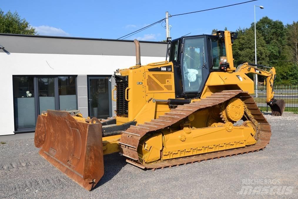 CAT D 6 N LGP Верижни булдозери
