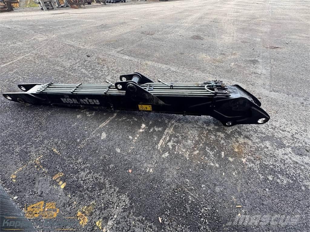 Komatsu 130F Претоварващи кранове