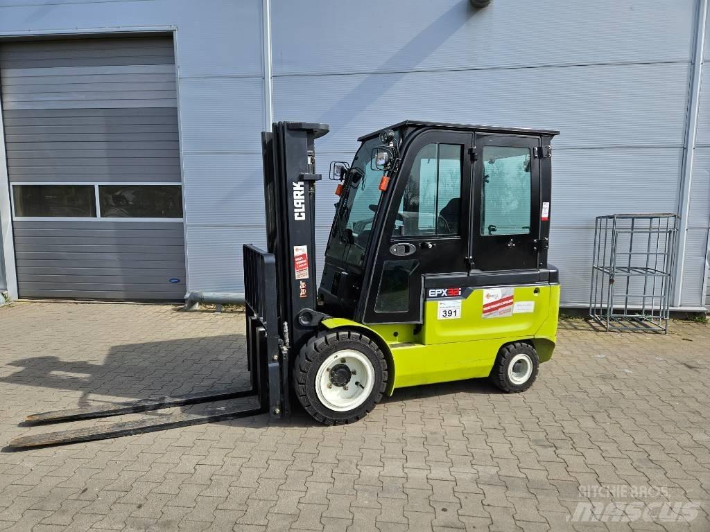 Clark EPX32i Електрически вилични кари-повдигачи