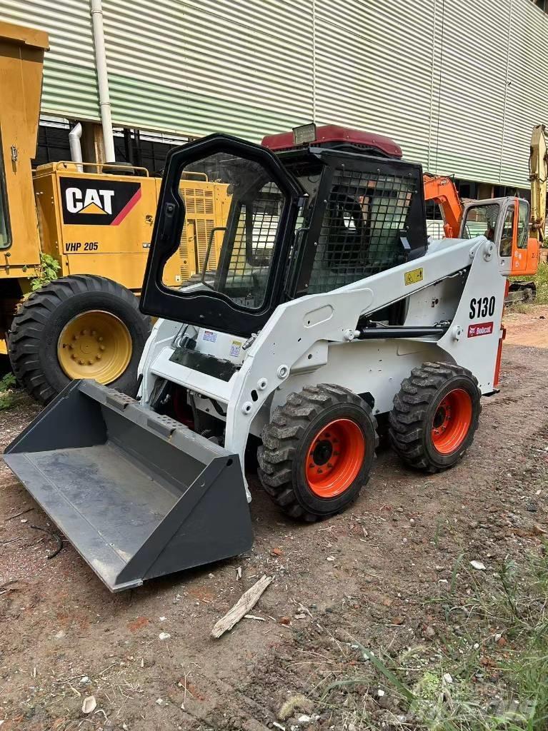 Bobcat S 130 Мини товарачи
