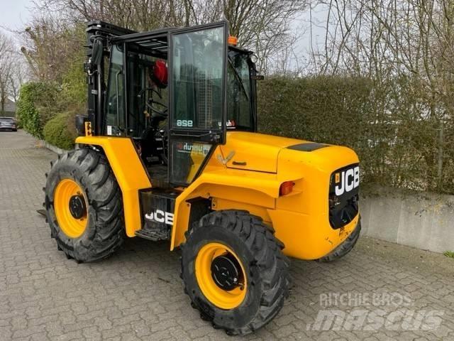 JCB 926-4 Камиони за херавни местности