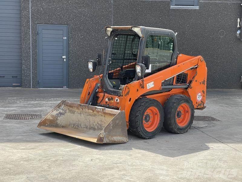 Bobcat S 450 Колесни товарачи