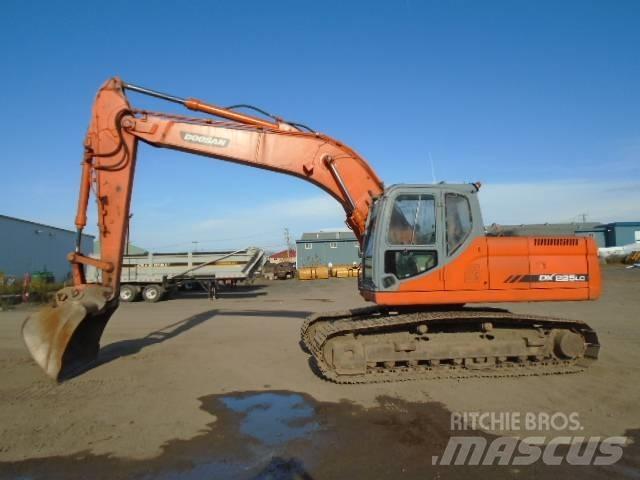 Doosan DX 225 LC Верижен екскаватор