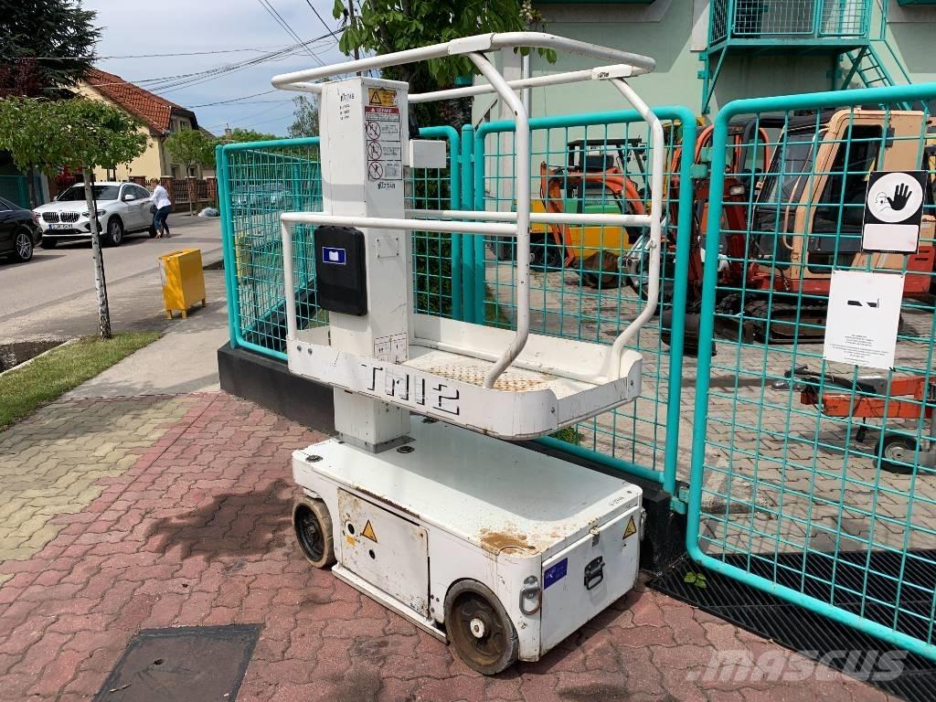 UpRight TM 12   V-2748 Вертикални мачтови повдигачи
