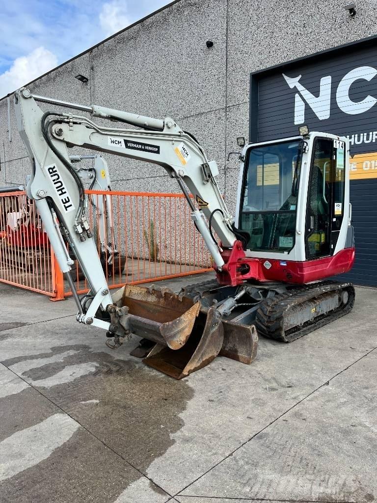 Takeuchi TB 235 Мини екскаватори < 7 т