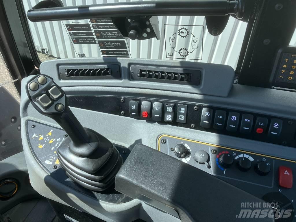 JCB 409 Колесни товарачи