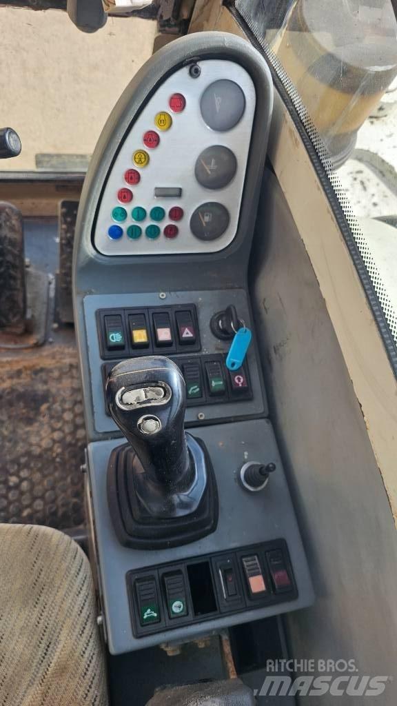 Terex HML 32 Колесни екскаватори