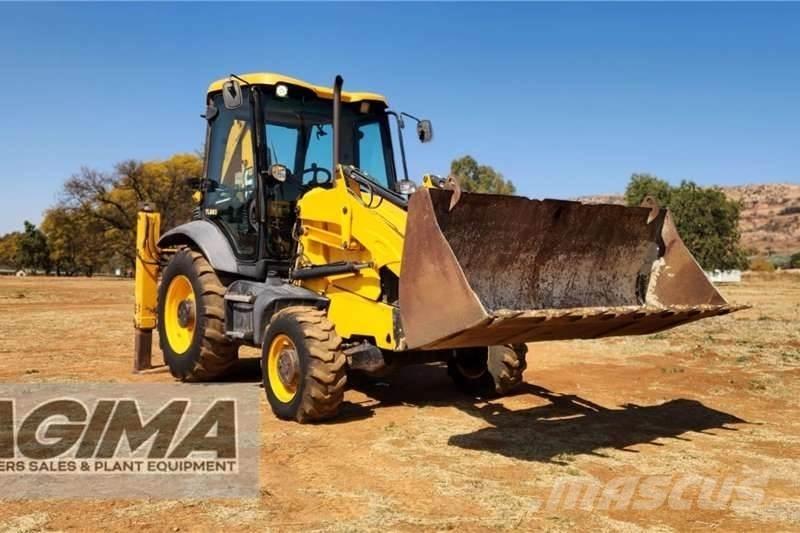 JCB 3CX Товарач със заден ексватор