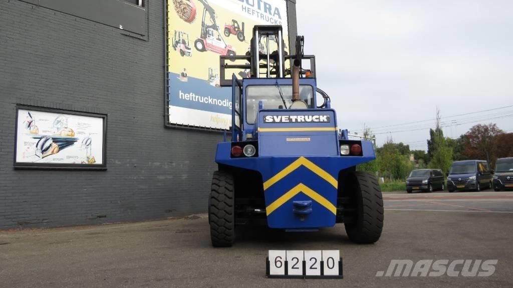Svetruck 1060-30 Дизелови камиони