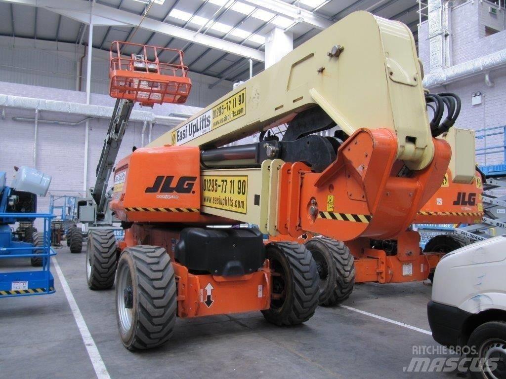 JLG 1250 AJP Съчленени стрелови подемници