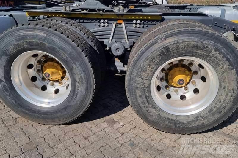 Scania R620 Други