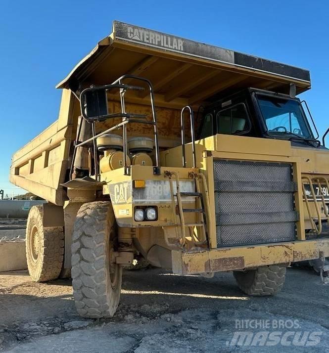 CAT 769 D Твърди самосвали
