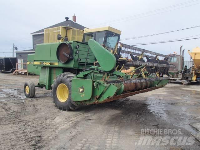 John Deere 4420 Комбайни