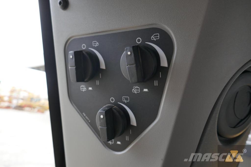 CAT D7E Верижни булдозери
