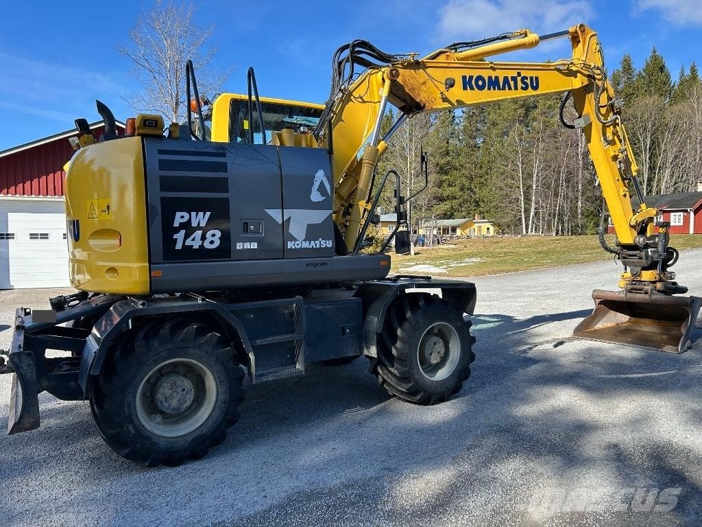 Komatsu PW 148-10 Колесни екскаватори