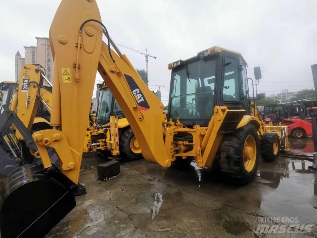 CAT 416 f Товарач със заден ексватор