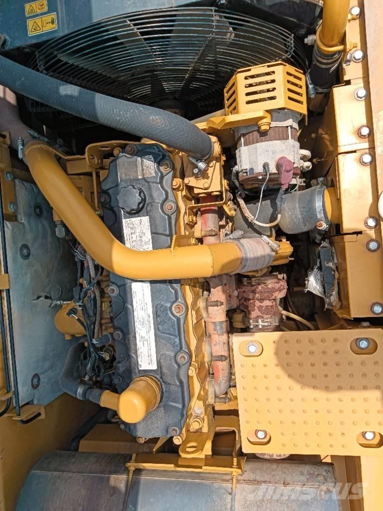 CAT 325 D Верижен екскаватор