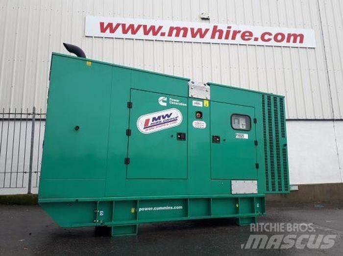Cummins C220D5E Дизелови генератори
