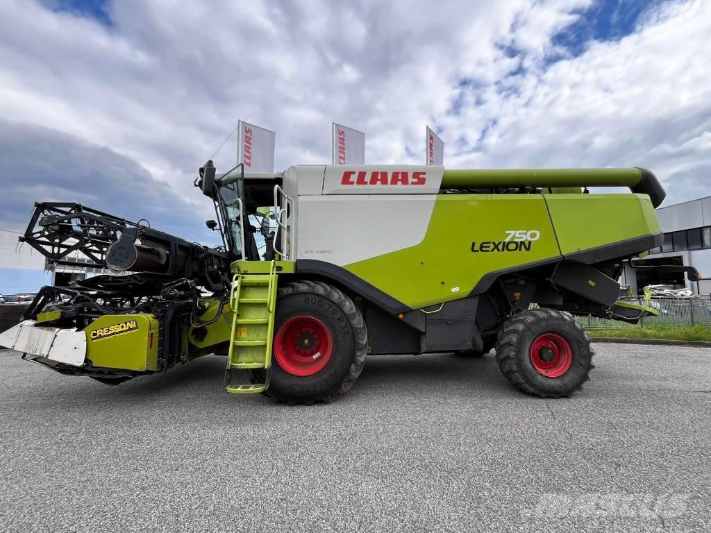CLAAS Lexion 750 Комбайни