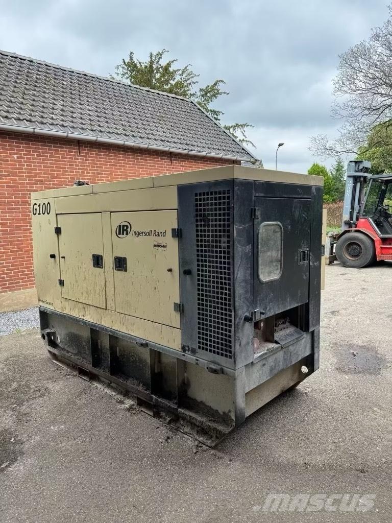 Doosan G 100 Дизелови генератори
