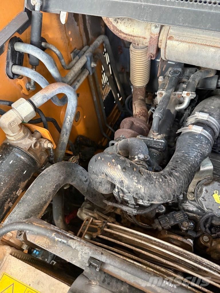 CASE SR 200 Мини товарачи
