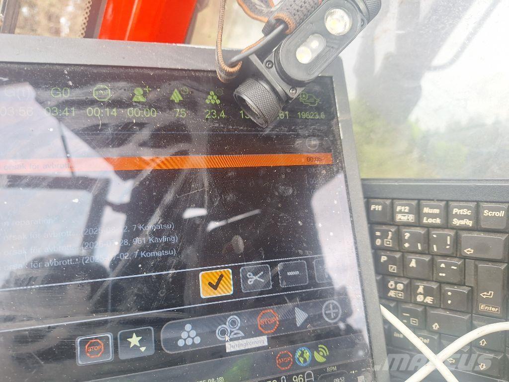 Komatsu 911 Харвестери