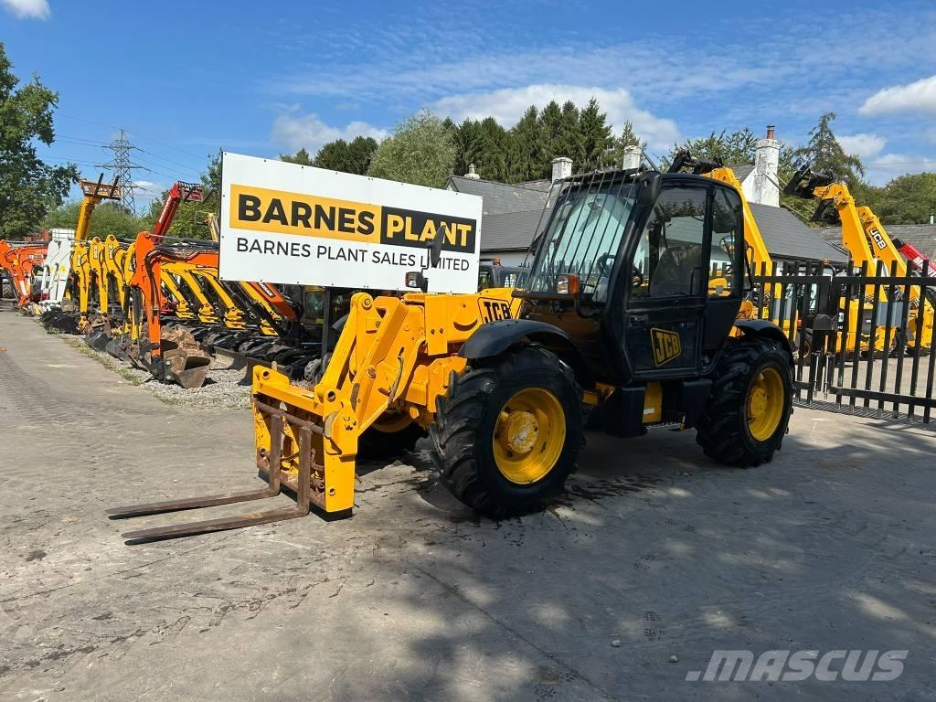 JCB 530-70 Телескопични товарачи