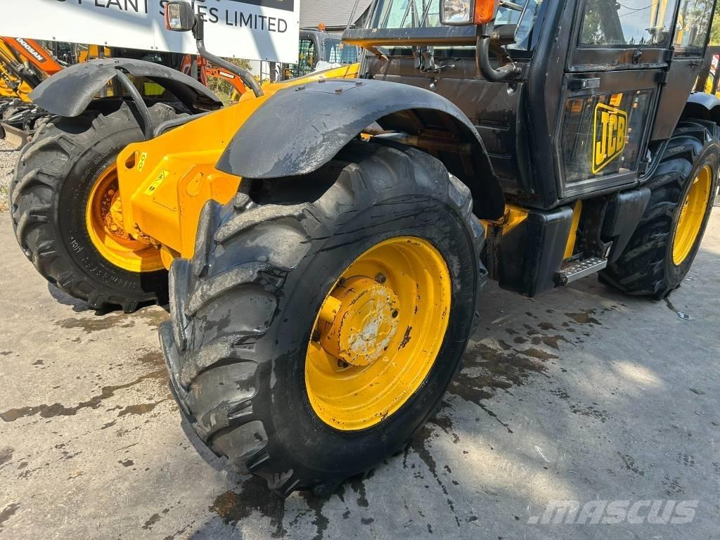 JCB 530-70 Телескопични товарачи