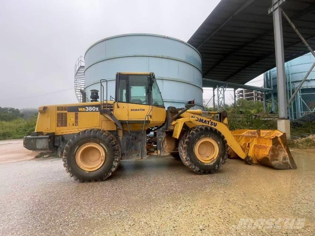 Komatsu WA 380Z-6 Колесни товарачи
