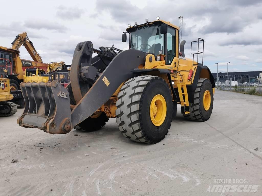 Volvo L250G Колесни товарачи
