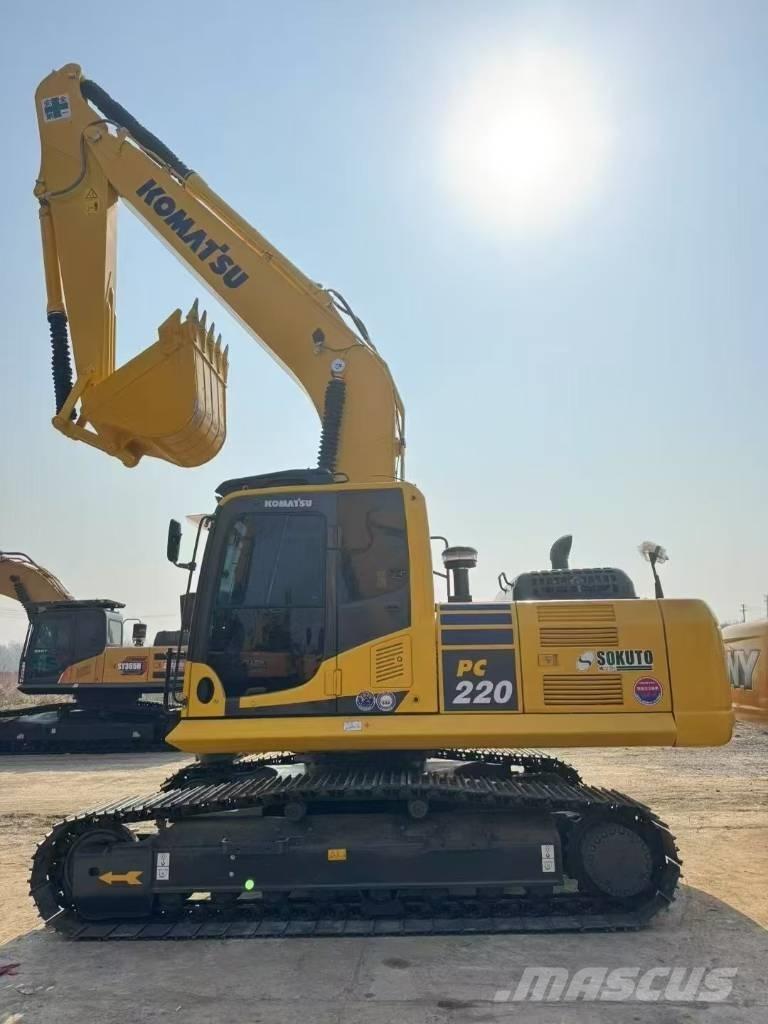 Komatsu 220-8 Верижен екскаватор