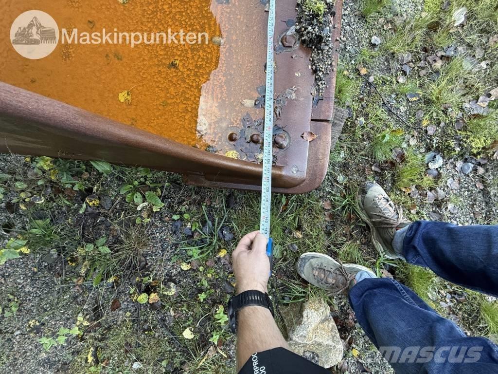 CAT 980 Колесни товарачи