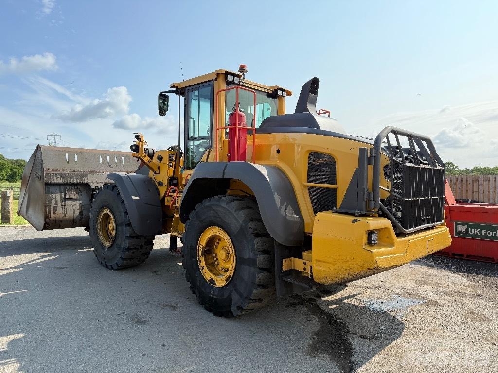Volvo L 120 H Колесни товарачи