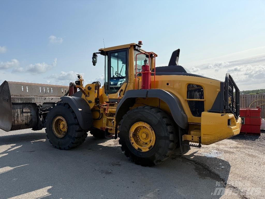Volvo L 120 H Колесни товарачи