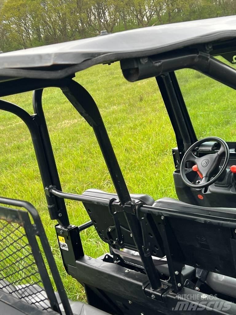 Kubota RTV-X 1140 Комунални съоражения