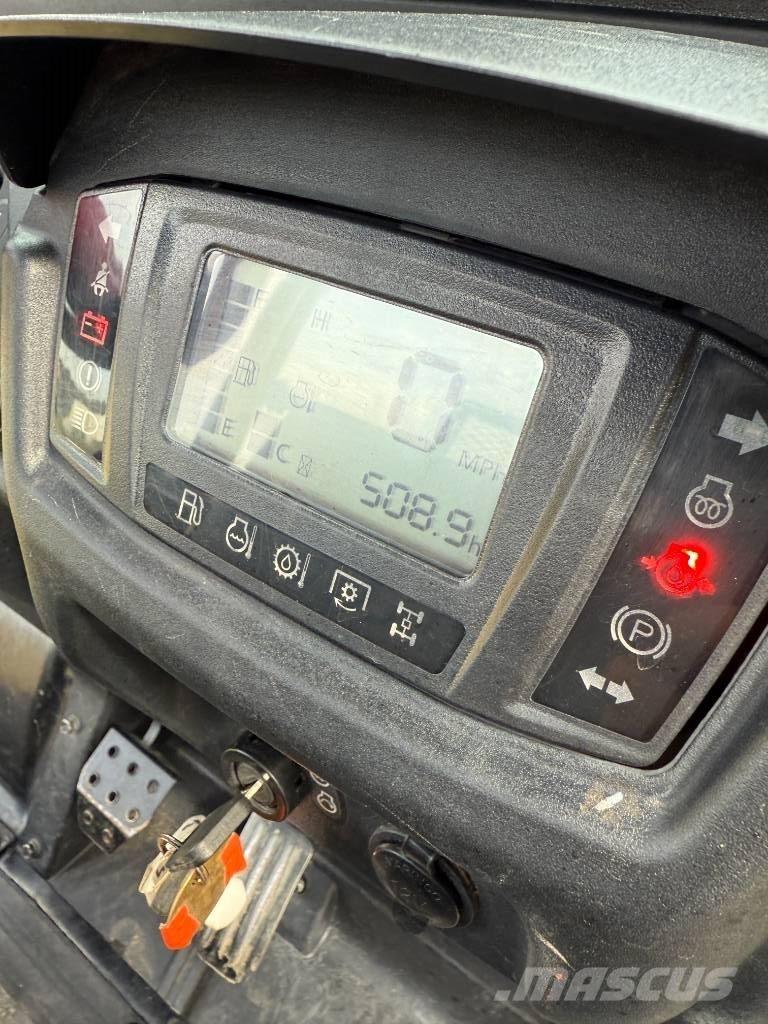 Kubota RTV-X 1140 Комунални съоражения