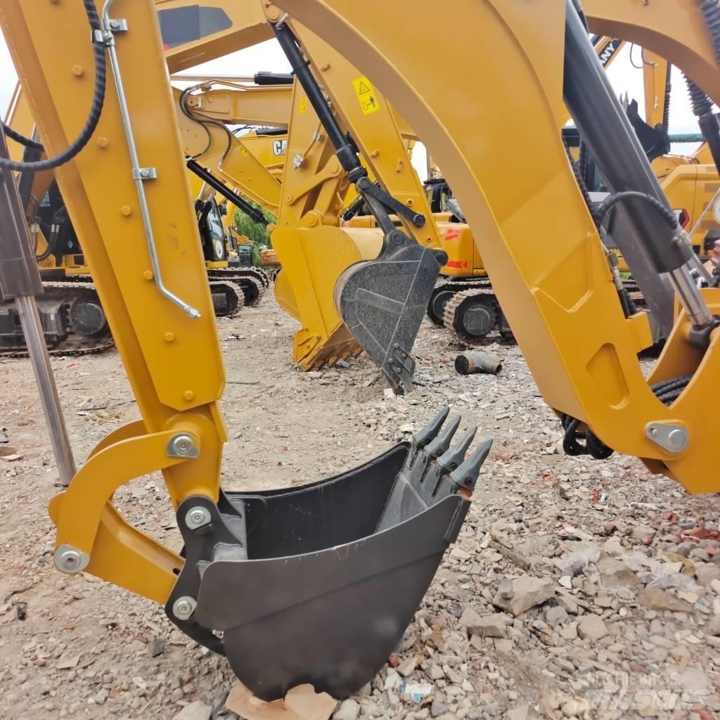 CAT 420 F Товарач със заден ексватор