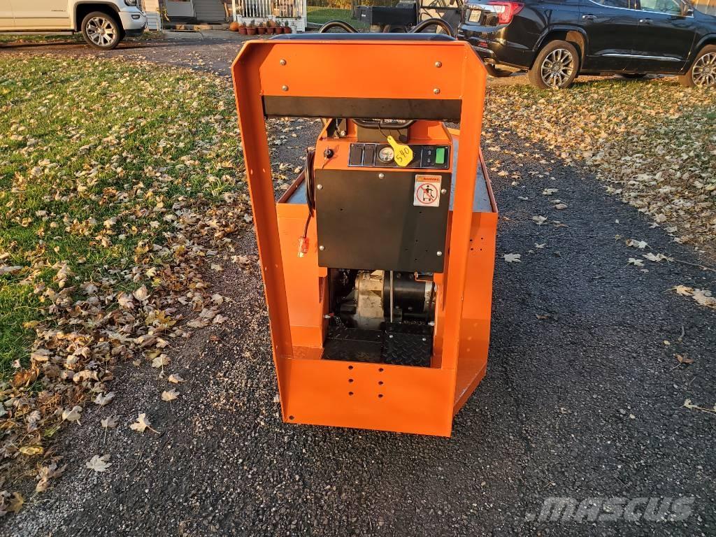 Taylor-Dunn SC090 Валачещи камиони