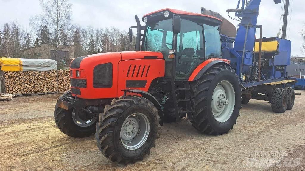 MTZ 2022.3 Трактори