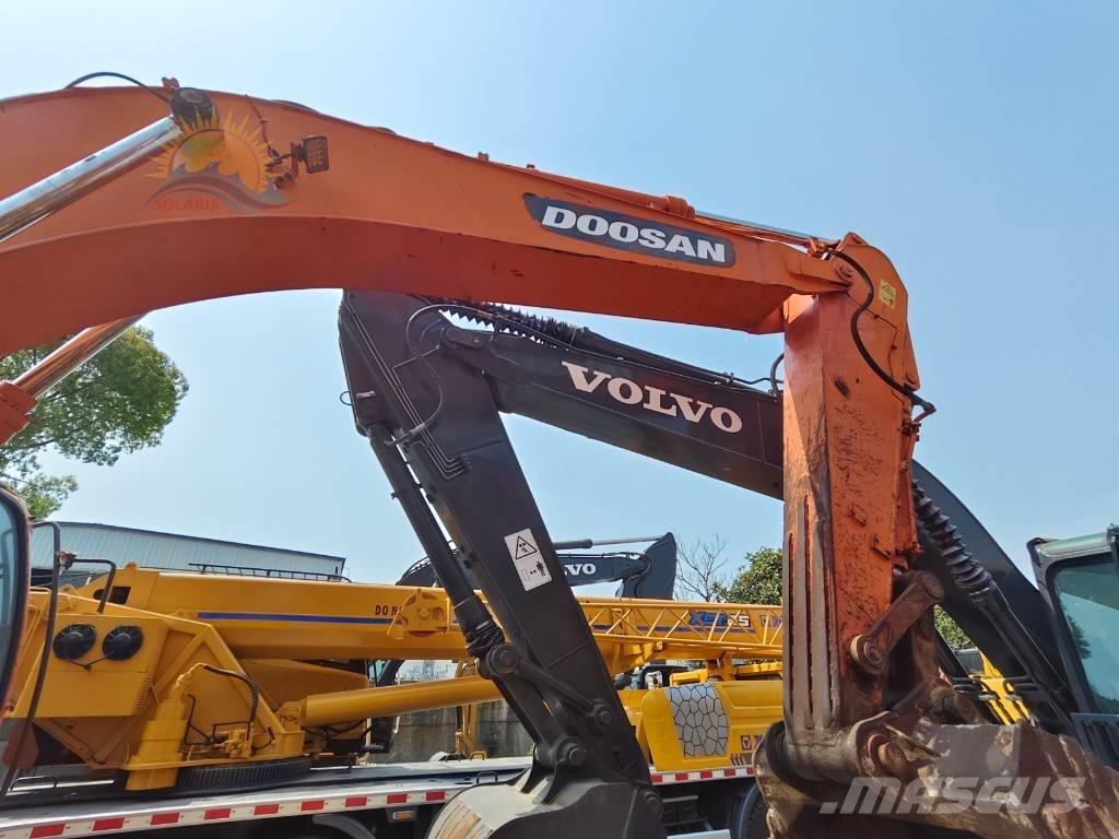 Doosan DX 300 LC Верижен екскаватор