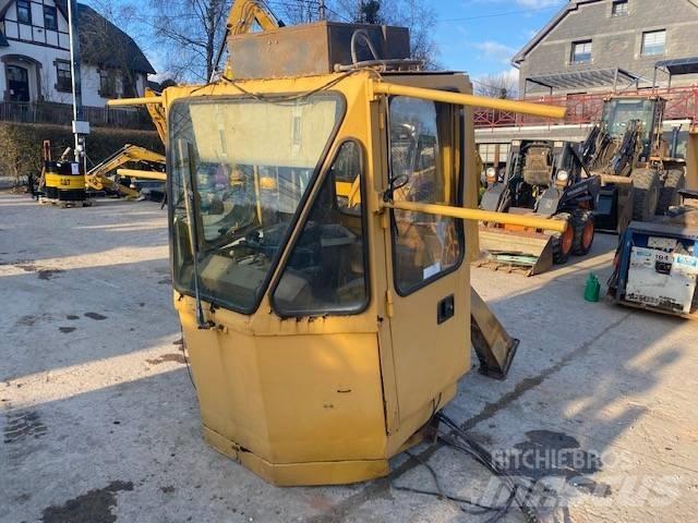 CAT 992 C Кабина