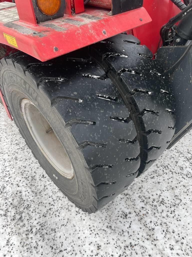 Kalmar DCG120-6 Дизелови камиони