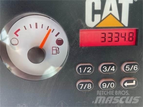 CAT 279D Мини товарачи
