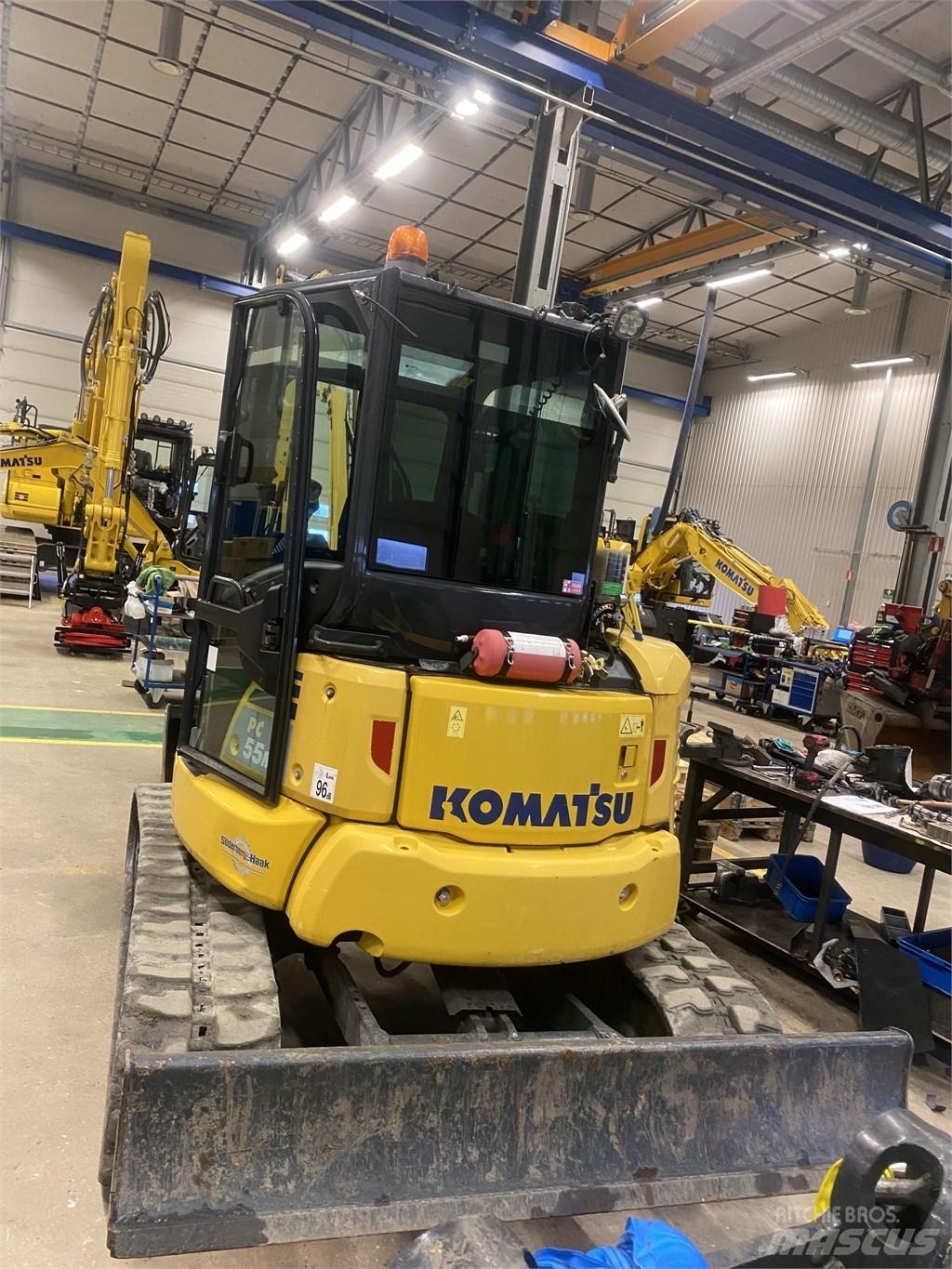 Komatsu PC55MR-5 Мини екскаватори < 7 т