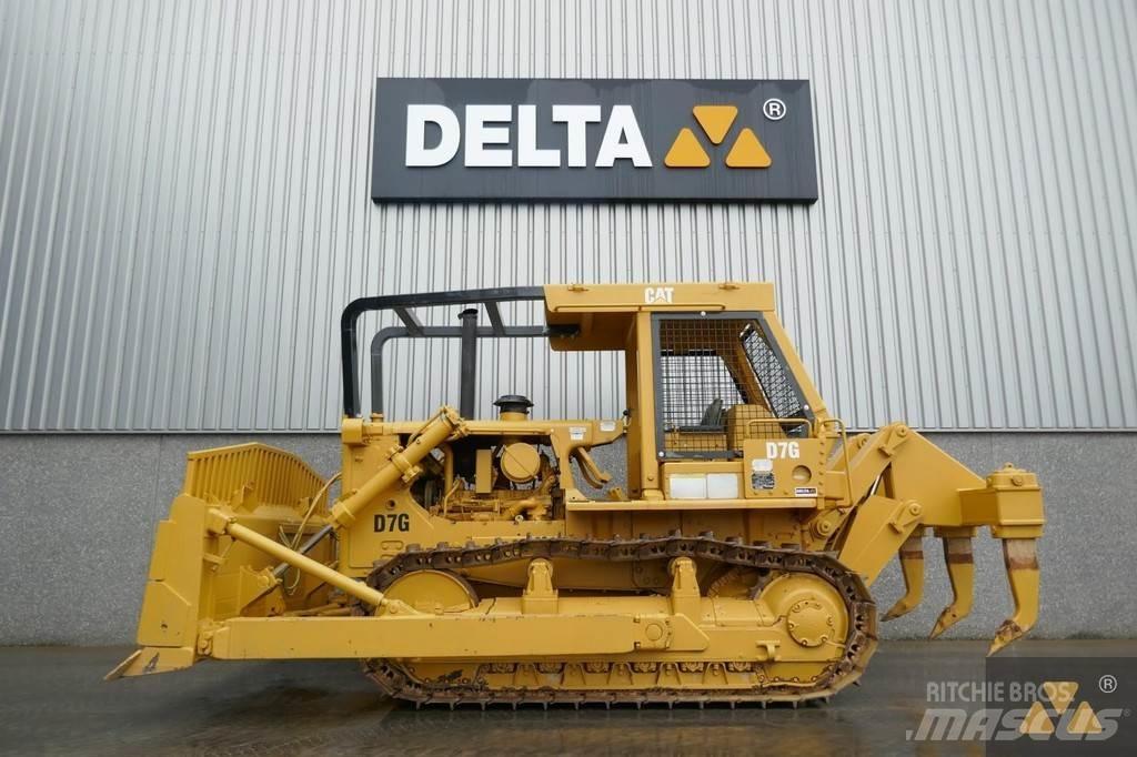 CAT D7G Ex-army Верижни булдозери
