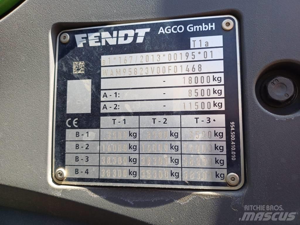 Fendt 933 Vario Трактори