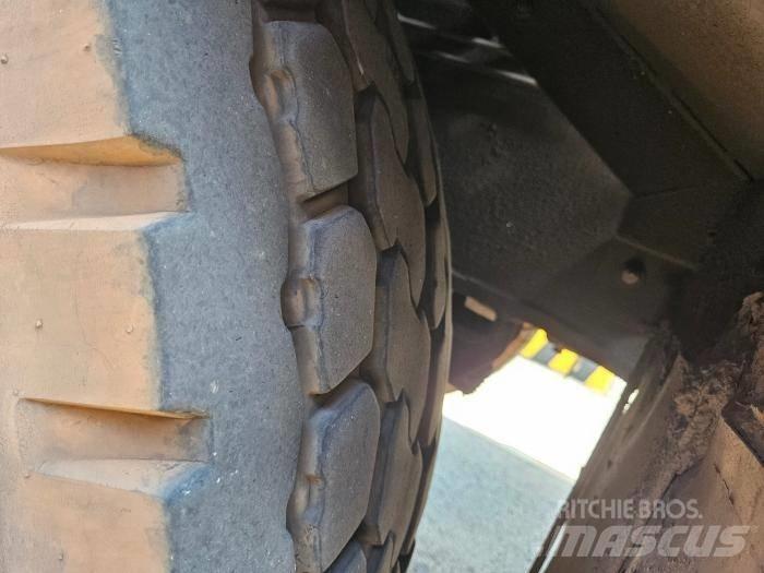 Kobelco RK 250 Кранове за тежък терен