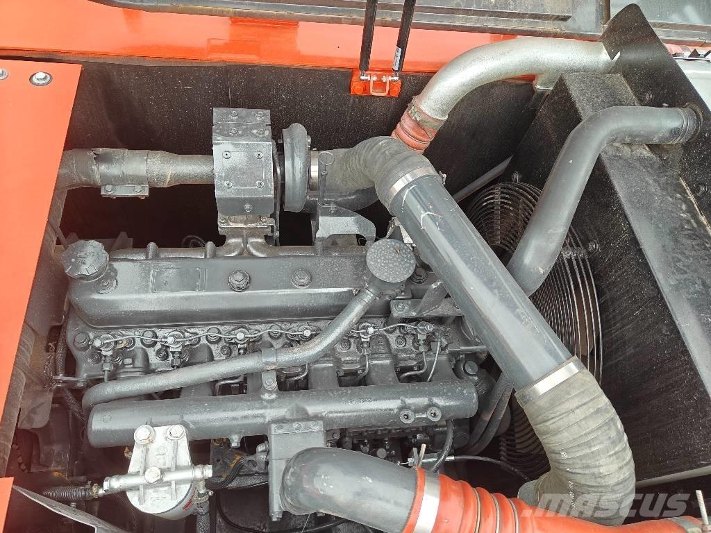 Doosan 225 LCA Верижен екскаватор